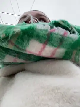 Snapshot of SuzieMurray chatting on 03-12-25, 08:08 SuzieMurray online show from 03-12-25, 08:08