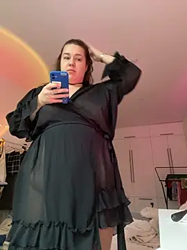 Snapshot of SuzieMurray chatting on 09-20-25, 10:05 SuzieMurray online show from 09-20-25, 10:05