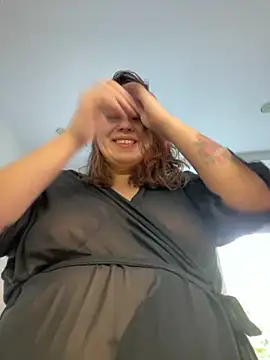 Snapshot of SuzieMurray chatting on 09-26-25, 10:19 SuzieMurray online show from 09-26-25, 10:19