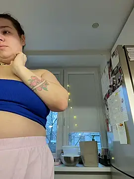 Snapshot of SuzieMurray chatting on 11-22-25, 07:07 SuzieMurray online show from 11-22-25, 07:07