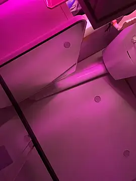 Snapshot of SuzieMurray chatting on 11-28-25, 07:11 SuzieMurray online show from 11-28-25, 07:11