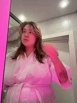 SuzieMurray online show from 02-07-26, 08:07