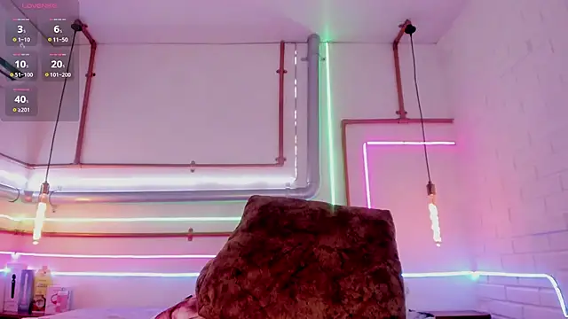 Laurentdupont04 online show from 01-21-25, 12:18