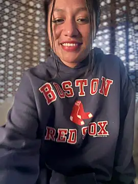 Snapshot of Im_Little chatting on 02-22-25, 01:02 Im Little online show from 02-22-25, 01:02