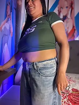 Snapshot of Im_Little chatting on 10-23-25, 03:17 Im Little online show from 10-23-25, 03:17