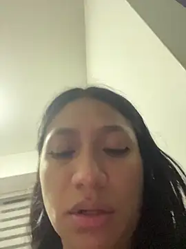 Snapshot of Im_Little chatting on 11-06-25, 01:39 Im Little online show from 11-06-25, 01:39