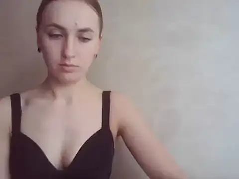 CaitlinaJayne23 online show from 03-02-25, 11:07