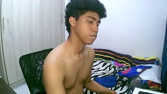 sexy diamante  online show from 10-05-25, 08:29