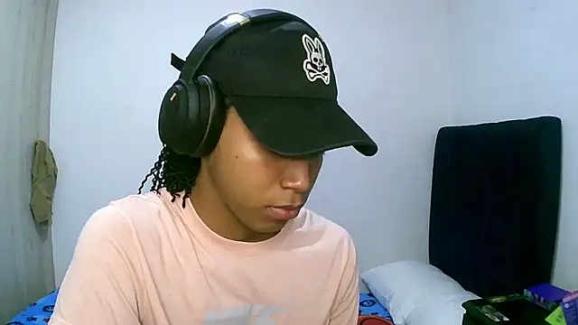 sexy diamante  online show from 11-23-25, 03:17