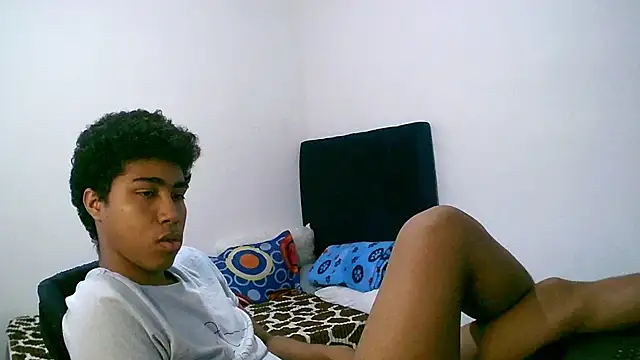 sexy diamante  online show from 04-24-26, 10:56