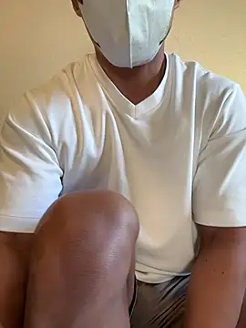 Snapshot of shouhei0123 chatting on 12-31-24, 05:33 shouhei0123 online show from 12-31-24, 05:33