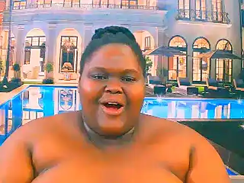 EbonyHotBuns online show from 12-16-25, 08:52