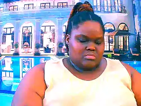 EbonyHotBuns online show from 04-18-26, 09:57