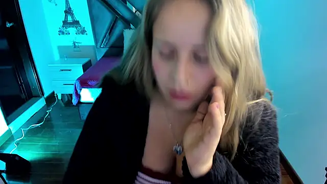 Dana martinezz online show from 12-17-24, 06:31