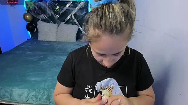 Dana martinezz online show from 10-22-25, 12:00