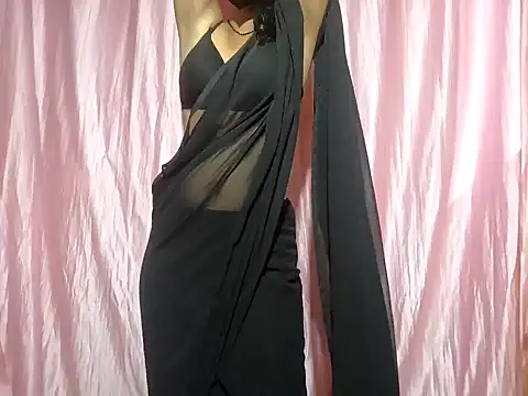 poojaxxx65 online show from 01-24-25, 12:09