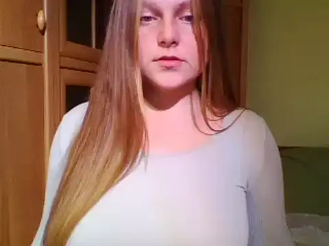 Evasapples online show from 01-26-25, 01:15