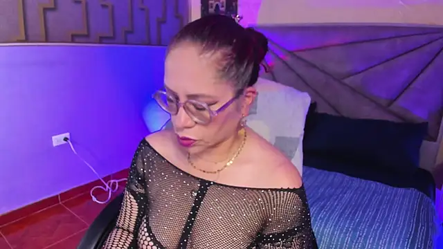 maria paulac online show from 10-16-25, 05:41