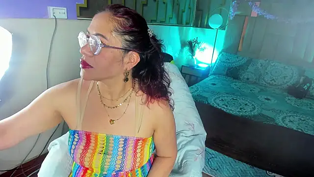 maria paulac online show from 10-19-25, 05:08