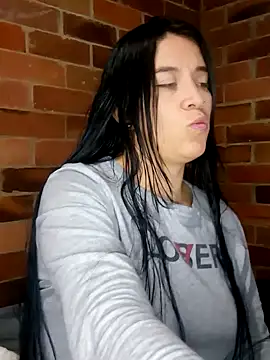 Gabriela squirt02 online show from 12-04-24, 12:41