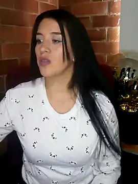 Gabriela squirt02 online show from 12-19-24, 08:02