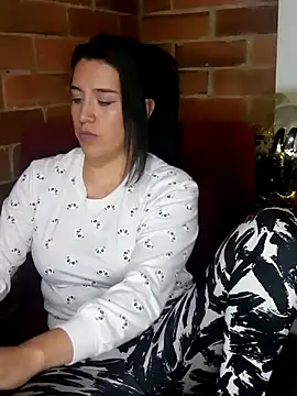 Gabriela squirt02 online show from 12-19-24, 11:03