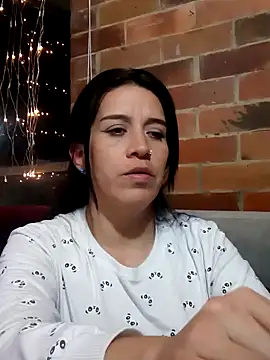 Gabriela squirt02 online show from 12-20-24, 02:08