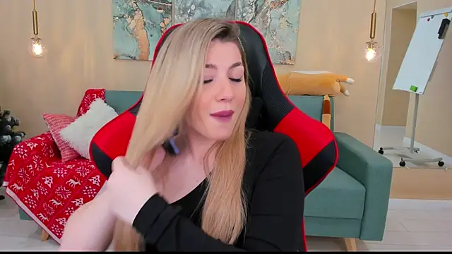 Snapshot of HelenaMorgan chatting on 01-09-25, 06:57 HelenaMorgan online show from 01-09-25, 06:57