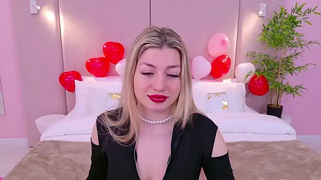 Snapshot of HelenaMorgan chatting on 02-12-25, 09:10 HelenaMorgan online show from 02-12-25, 09:10