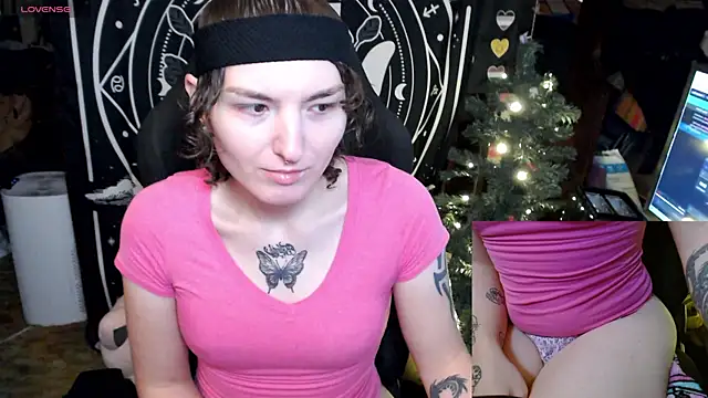 BrandiWRLD 999 online show from 01-02-25, 07:18