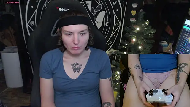 BrandiWRLD 999 online show from 01-19-25, 09:55