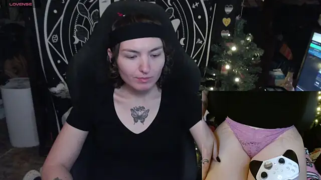 BrandiWRLD 999 online show from 01-26-25, 06:16