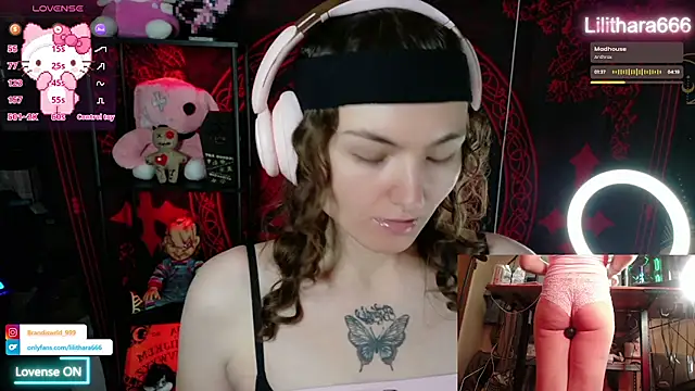 BrandiWRLD 999 online show from 12-14-25, 08:24