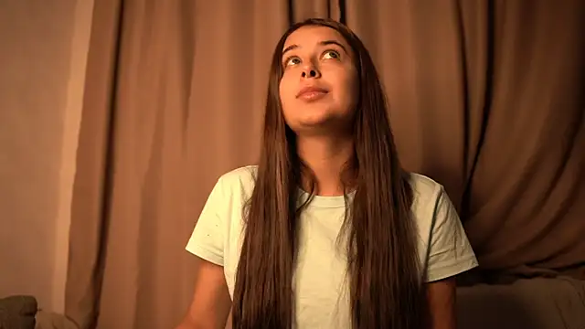 elisa moon online show from 10-05-25, 04:38