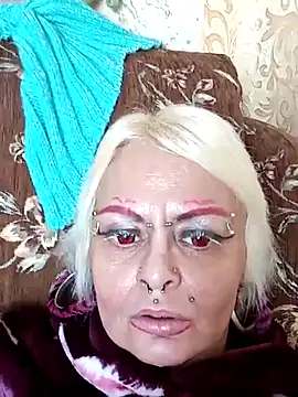 Gardener of Illusions online show from 02-12-25, 07:13