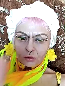 Gardener of Illusions online show from 03-22-25, 06:33