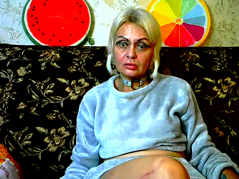 Gardener of Illusions online show from 10-22-25, 03:12