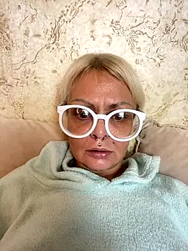 Gardener of Illusions online show from 11-03-25, 03:52