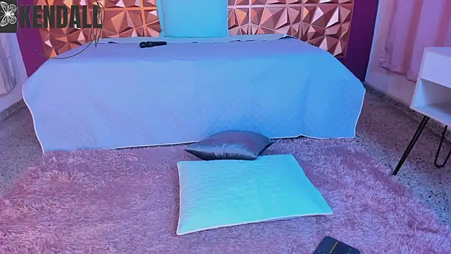 Snapshot of keendaall chatting on 12-31-24, 02:25 keendaall online show from 12-31-24, 02:25