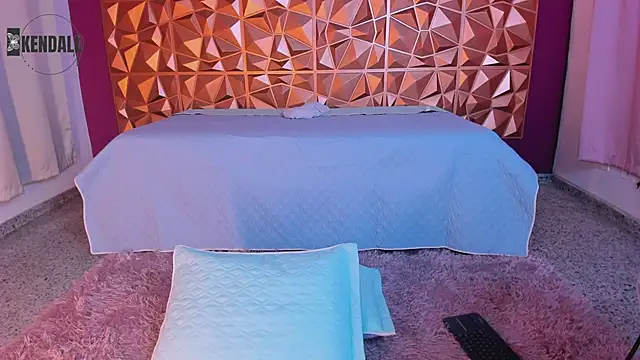 Snapshot of keendaall chatting on 01-05-25, 04:04 keendaall online show from 01-05-25, 04:04