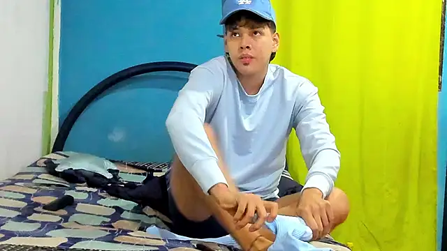 zackmontieel online show from 12-27-24, 08:24