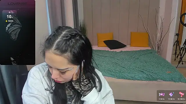 baby  kim online show from 02-05-25, 09:25