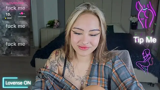 baby  kim online show from 09-17-25, 05:31