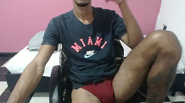 Snapshot of Albertwd420 chatting on 12-14-24, 06:09 Albertwd420 online show from 12-14-24, 06:09