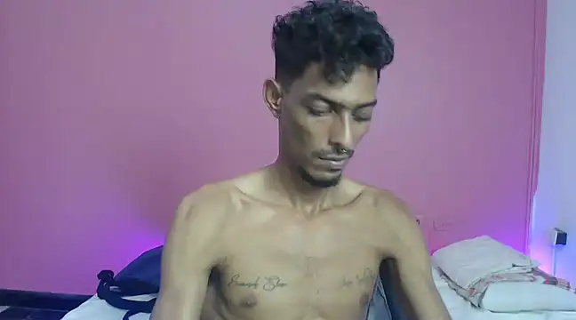 Snapshot of Albertwd420 chatting on 01-01-25, 12:32 Albertwd420 online show from 01-01-25, 12:32