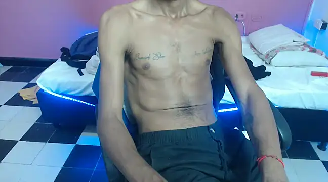 Snapshot of Albertwd420 chatting on 01-01-25, 06:37 Albertwd420 online show from 01-01-25, 06:37