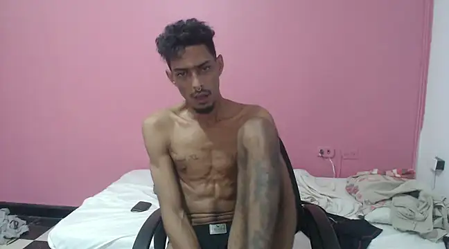 Snapshot of Albertwd420 chatting on 01-02-25, 04:24 Albertwd420 online show from 01-02-25, 04:24