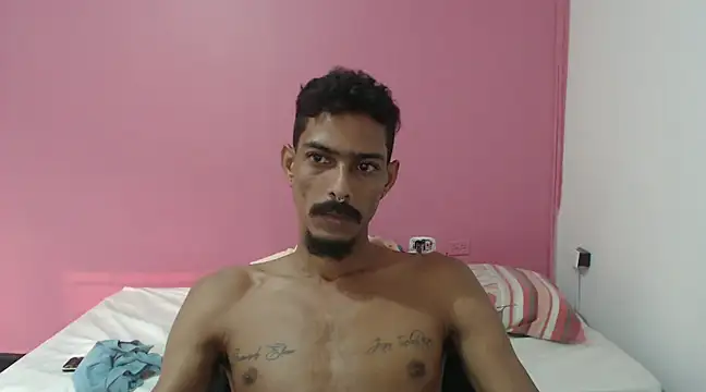 Snapshot of Albertwd420 chatting on 02-08-25, 12:50 Albertwd420 online show from 02-08-25, 12:50