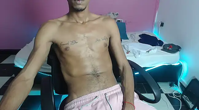 Snapshot of Albertwd420 chatting on 03-19-25, 04:36 Albertwd420 online show from 03-19-25, 04:36