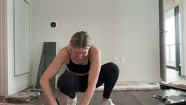 Snapshot of Graciemae_baexx chatting on 02-11-25, 04:56 Graciemae baexx online show from 02-11-25, 04:56